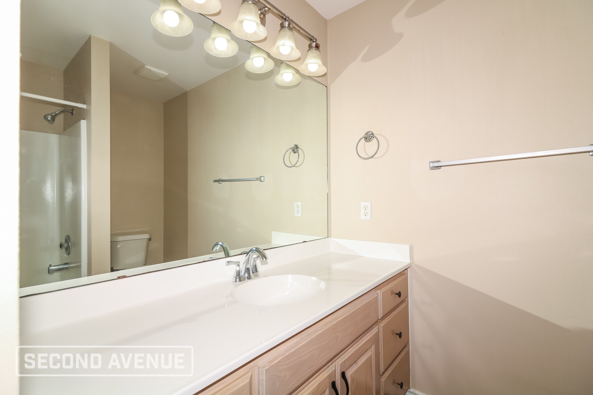 Building Photo - 7618 Cold Springs Dr