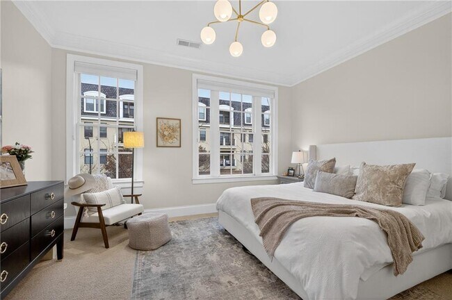 Building Photo - 428 Bill Kennedy Wy SE