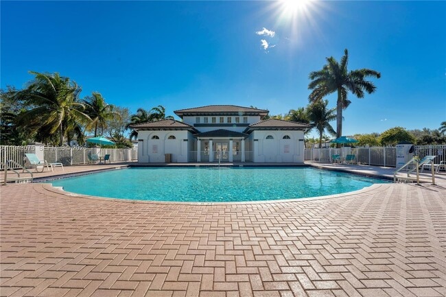 Building Photo - 7806 NW 116 Pl