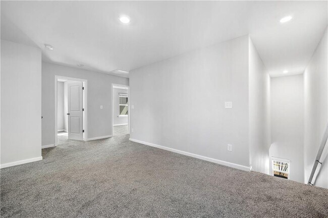 Building Photo - 4646 Waxwing St