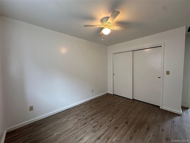 Building Photo - 165 Ulster Ave