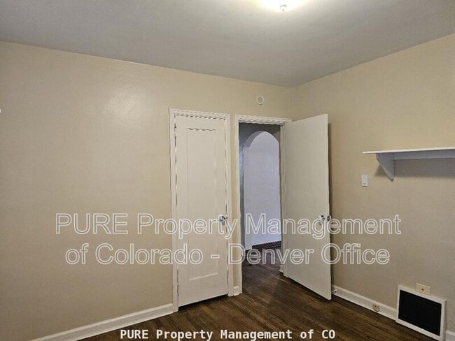 Building Photo - 4001 S Pennsylvania St