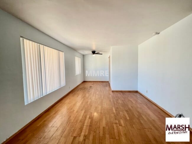 Building Photo - Great home with 3 bedrooms in Mesa!