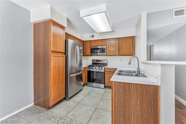 Building Photo - 3125 Casey Dr