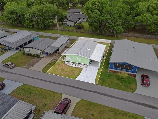 Building Photo - 1798 Fox Hill Dr