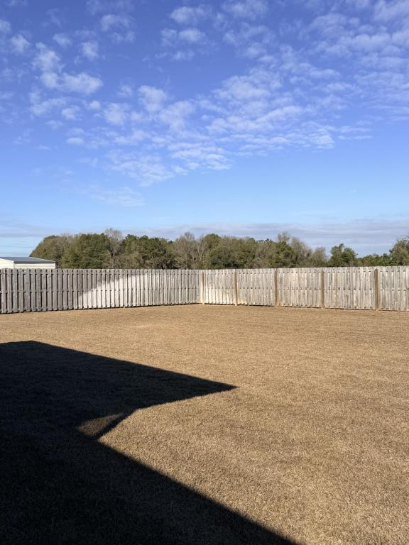 Building Photo - 111 Amelia Cir