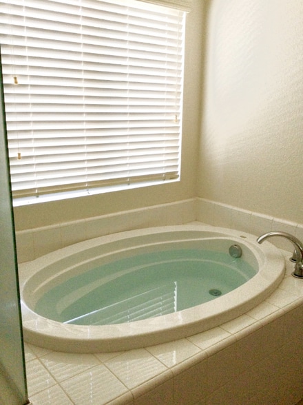 Building Photo - 13265 La Crescenta Ave