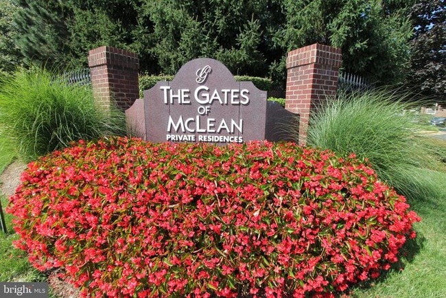 Building Photo - 1591 Spring Gate Dr.