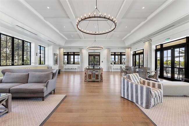 Building Photo - 1694 Hoot Owl Holw