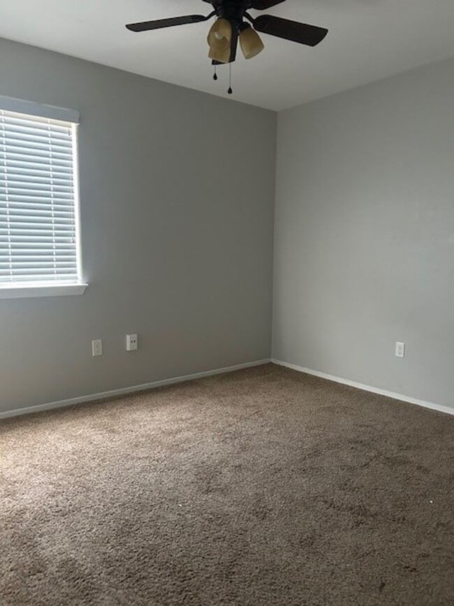 Building Photo - 3112 Ranchgate Dr