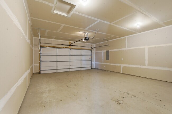 Building Photo - 10965 37th St N