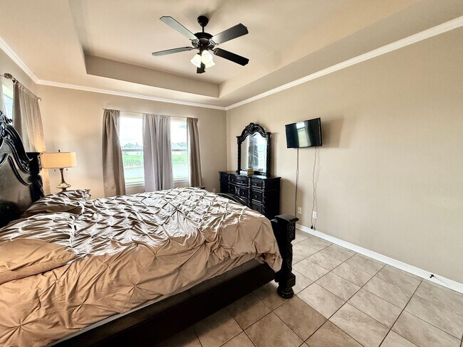 Building Photo - 39122 Bayou View Ave
