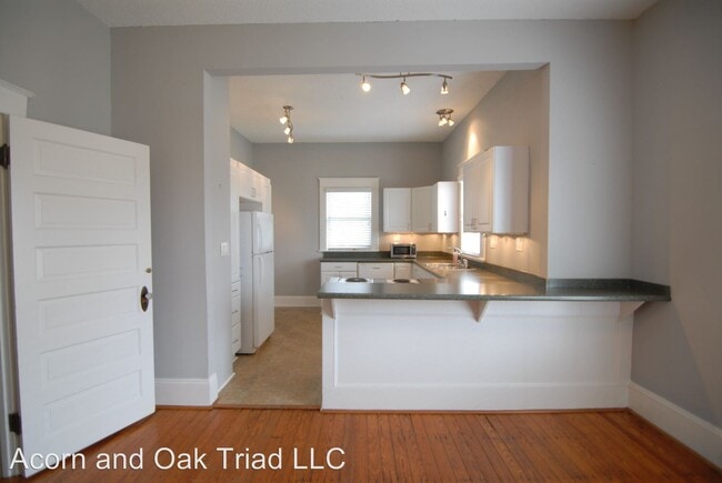 Building Photo - 3 br, 2 bath House - 625 Park Ave