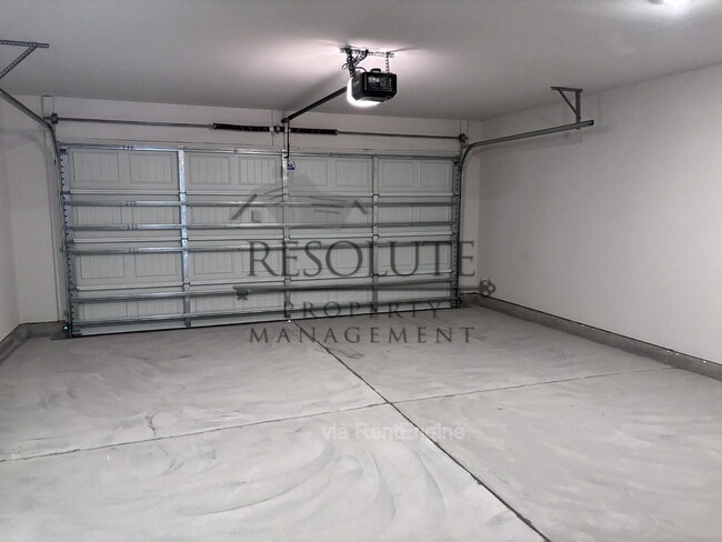 Building Photo - 5122 River Towns Dr