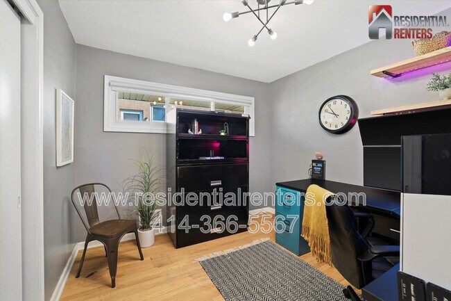 Building Photo - 3615 N 87th St