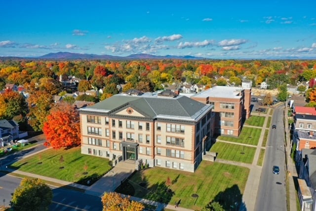 Building Photo - district425