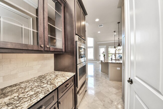 Building Photo - 25627 Fleming Lodge Ln