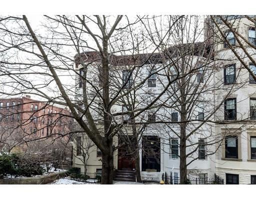 Building Photo - 15 Blackwood St