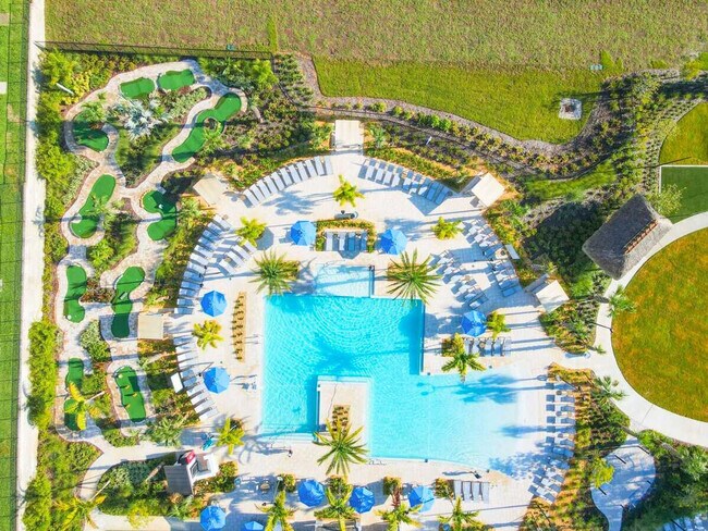 Building Photo - 1520 Oasis Club Blvd