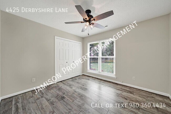 Building Photo - 4425 Derbyshire Ln