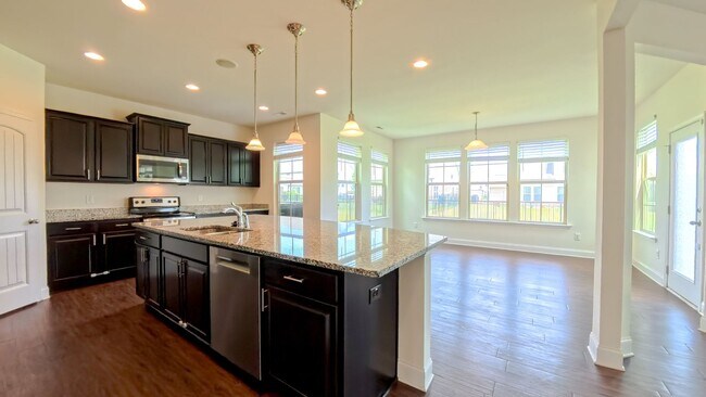 Building Photo - Beautiful Home in Mebane