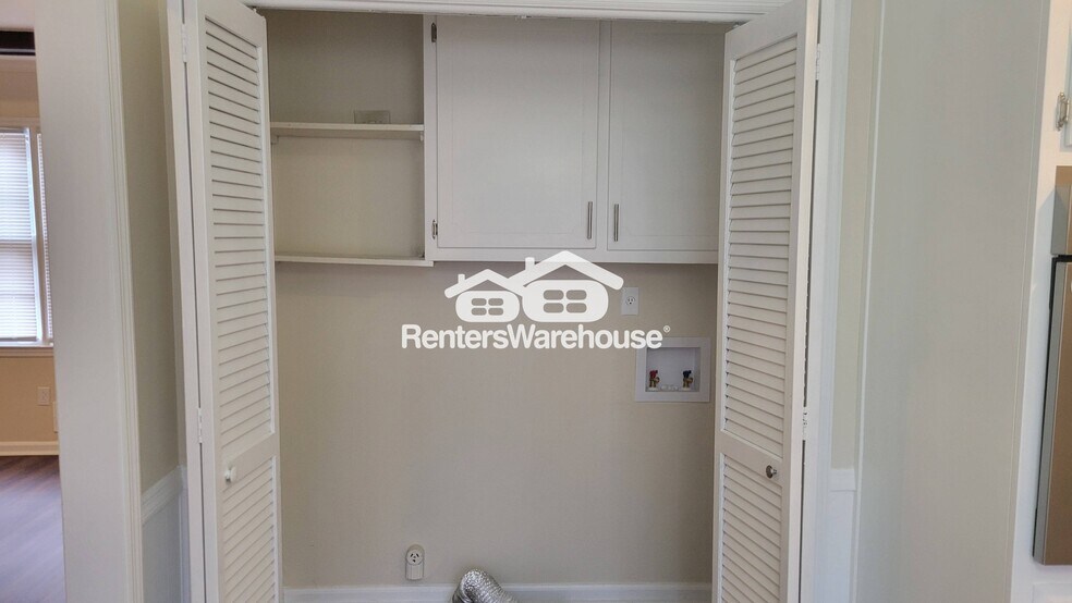 Building Photo - 4360 Melanie Woods Dr