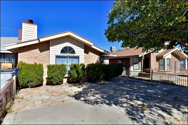 Building Photo - 6023 Bridalveil Dr