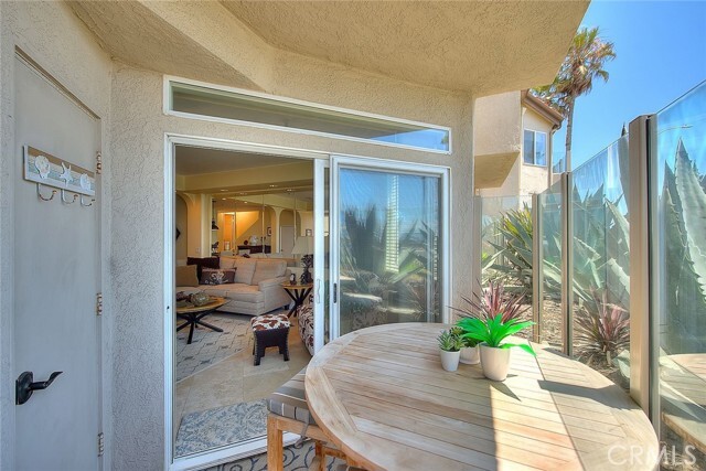 Building Photo - 1400 Pacific Coast Hwy