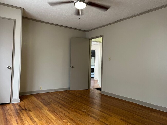 Building Photo - Your New Home at Park South