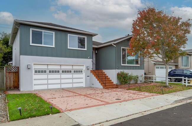 Primary Photo - Extensively remodeled 4 Bed / 3 Bath home in South San Francisco. YouTube tour!
