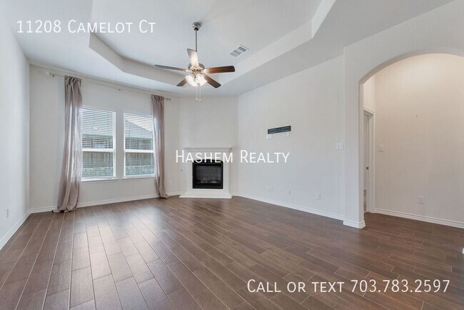 Building Photo - 11208 Camelot Ct