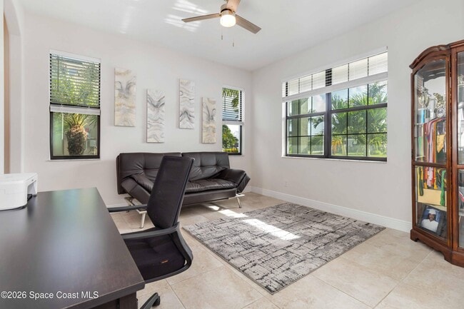 Building Photo - 8212 Paragrass Ave