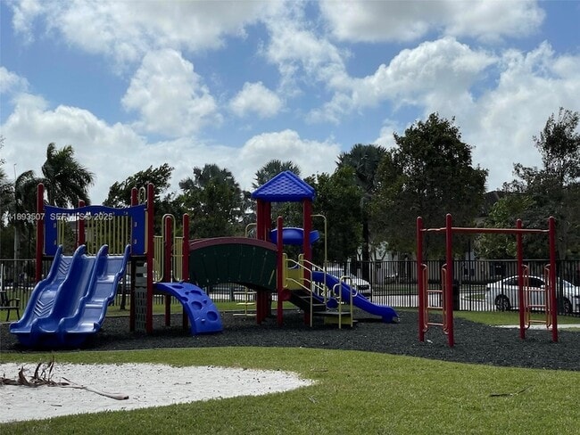 Building Photo - 9446 SW 170th Passage