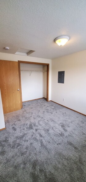 2nd Bedroom - 825 Maple St