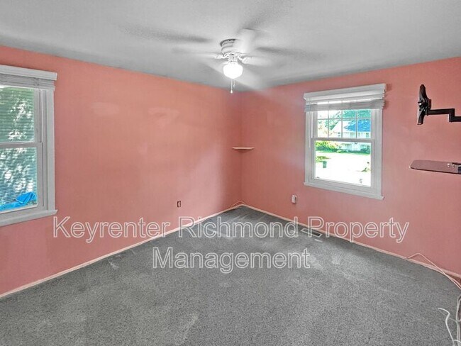 Building Photo - 4312 Gladewater Rd