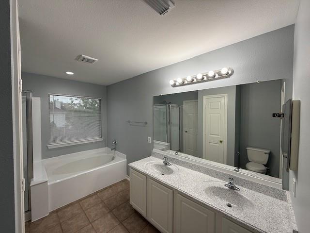 Building Photo - 16847 Carrollton Creek Ln