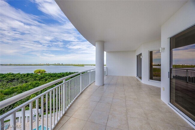 Building Photo - 4931 Bonita Bay Blvd