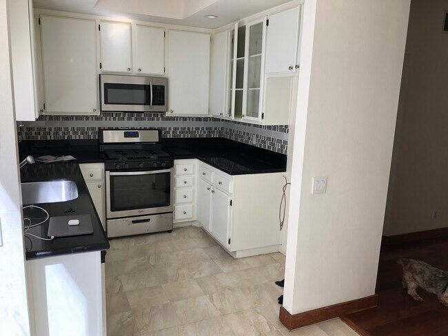 Re-modelled Kitchen (Stainless Steel) - 2405 34th St