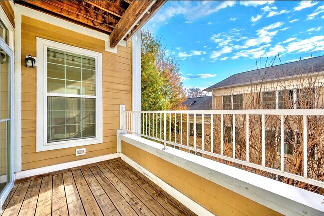 Building Photo - 8181 Carnegie Hall Ct