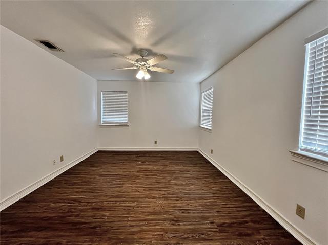 Building Photo - 725 Danish Dr