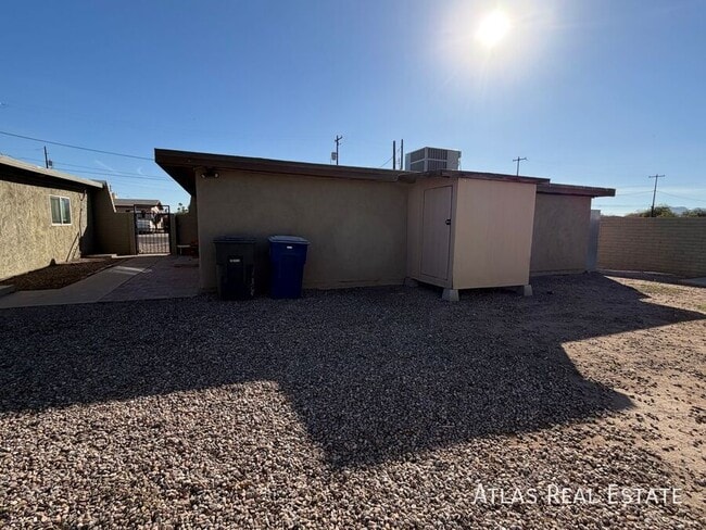 Building Photo - 3451 N Flowing Wells Rd