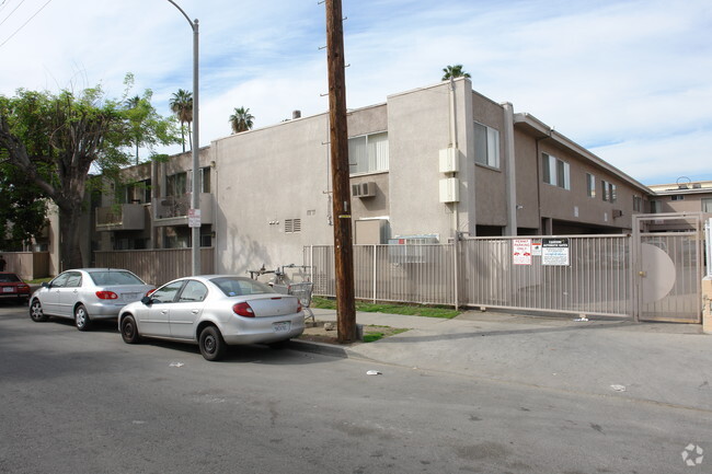 Building Photo - Kittridge Glen Apartments