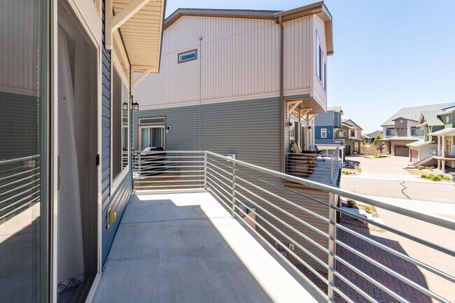 Building Photo - Move-In Ready Home in Desirable Banning Lewis Ranch!!
