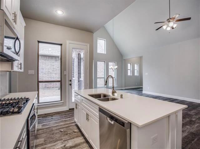 Building Photo - 4545 El Paso Dr