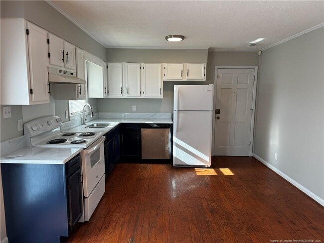 Building Photo - 3757 Colonial Cove