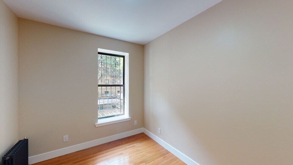 Building Photo - 180 Claremont Ave