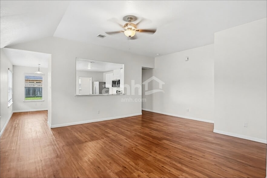 Building Photo - 3934 Hawthorn Glen Ct