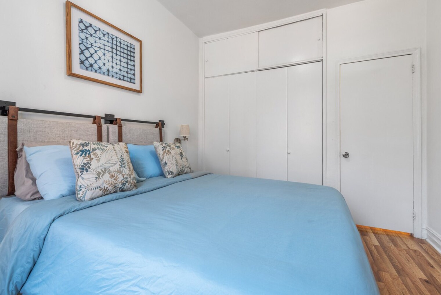 Building Photo - 414 W 46th St