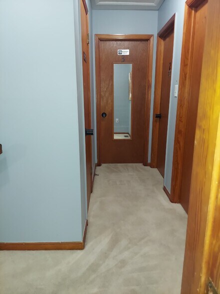 Hallways - 2913 Hester Ln NW
