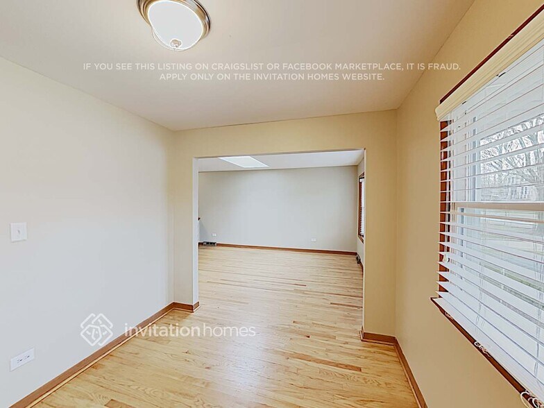 Building Photo - 4516 Pershing Ave